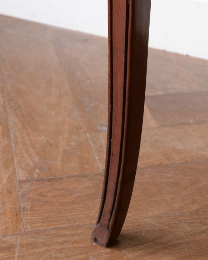 アンティーク椅子の脚