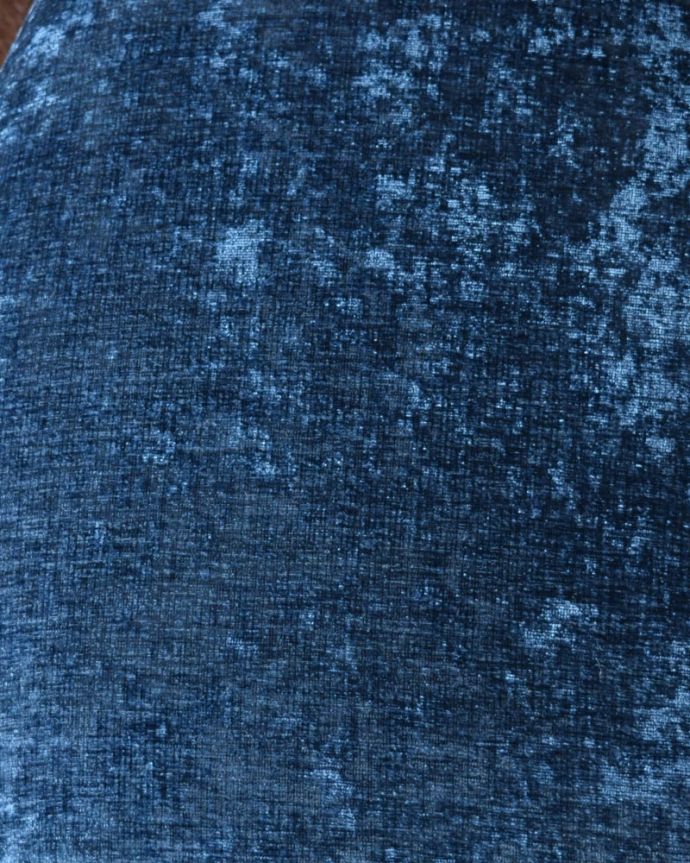 パーソナルチェアの座面の生地