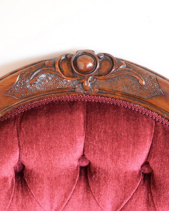 英国アンティークらしい装飾