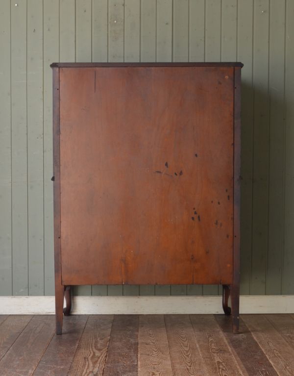 アンティーク家具　フランスのアンティーク家具、美しいチェストオブドロワーズ。しっかりメンテナンスしてあるので、裏側もキレイな状態です。(q-414-f)