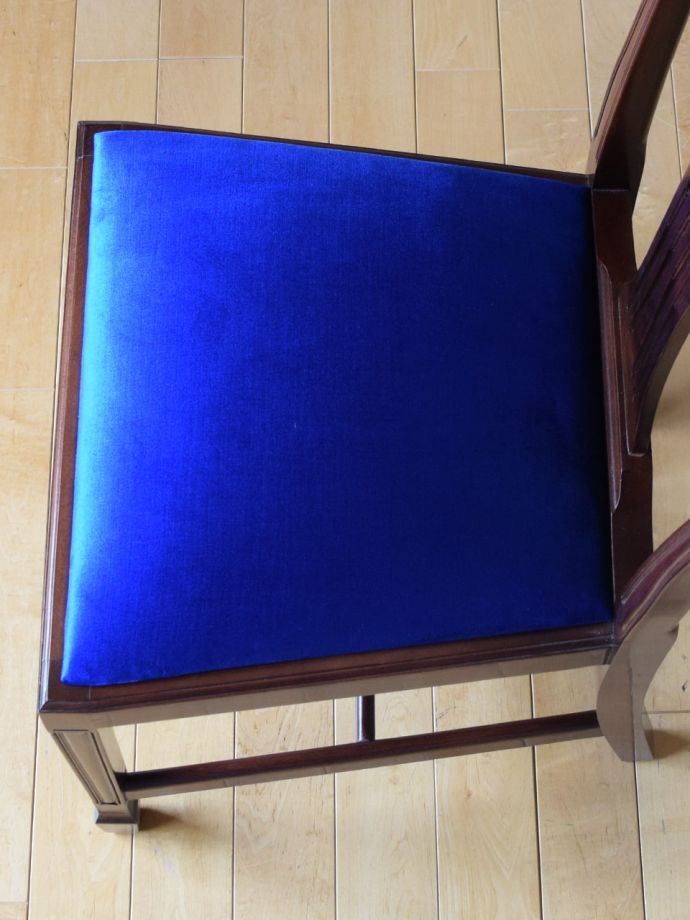 アンティークの椅子の座面