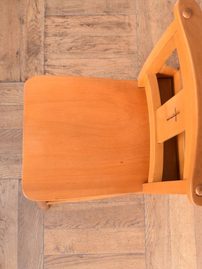 チャペルチェアの座面