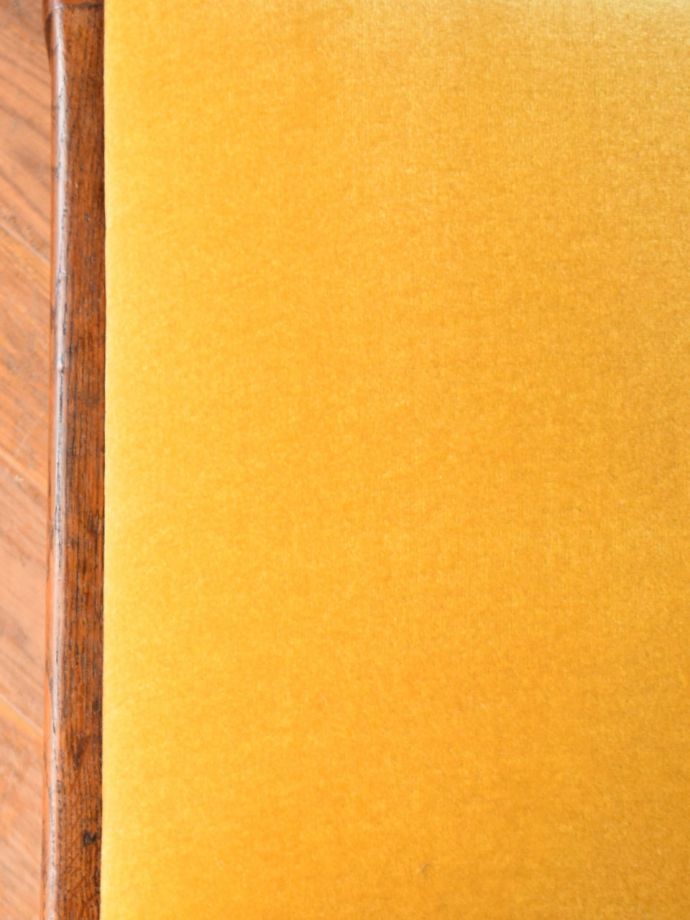 アンティークチェアの座面の生地