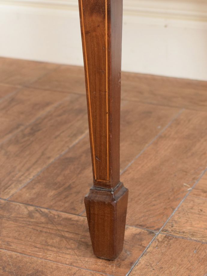 アンティーク椅子の脚