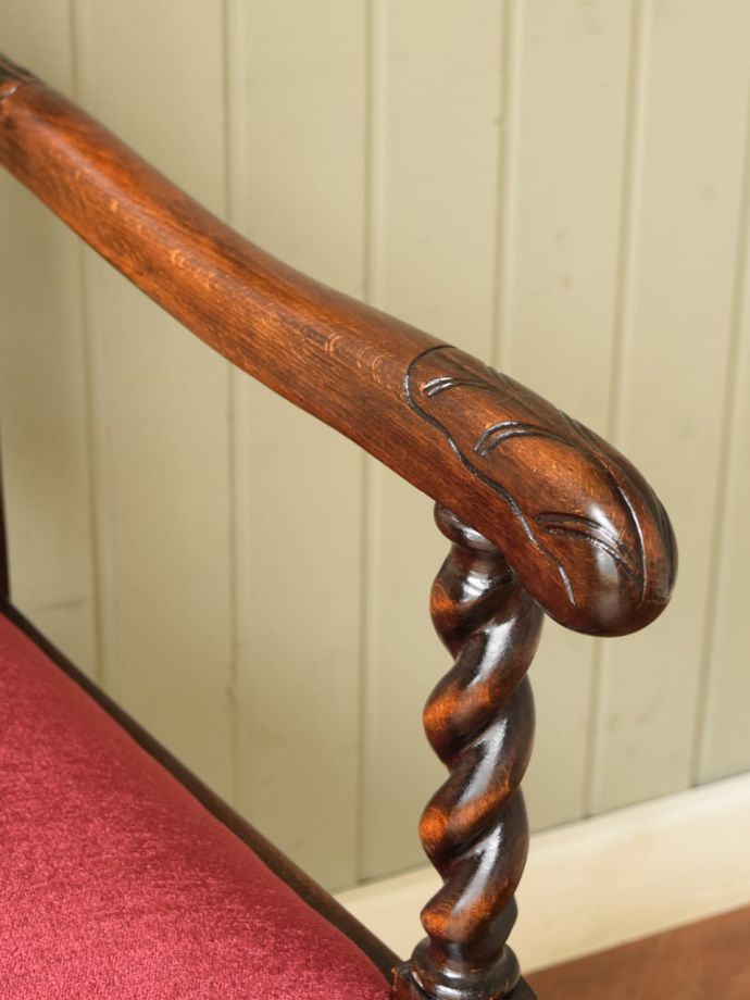 アンティークチェアのアーム