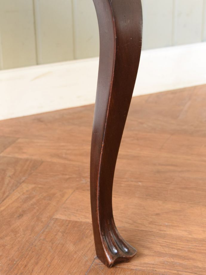 アンティーク椅子の脚