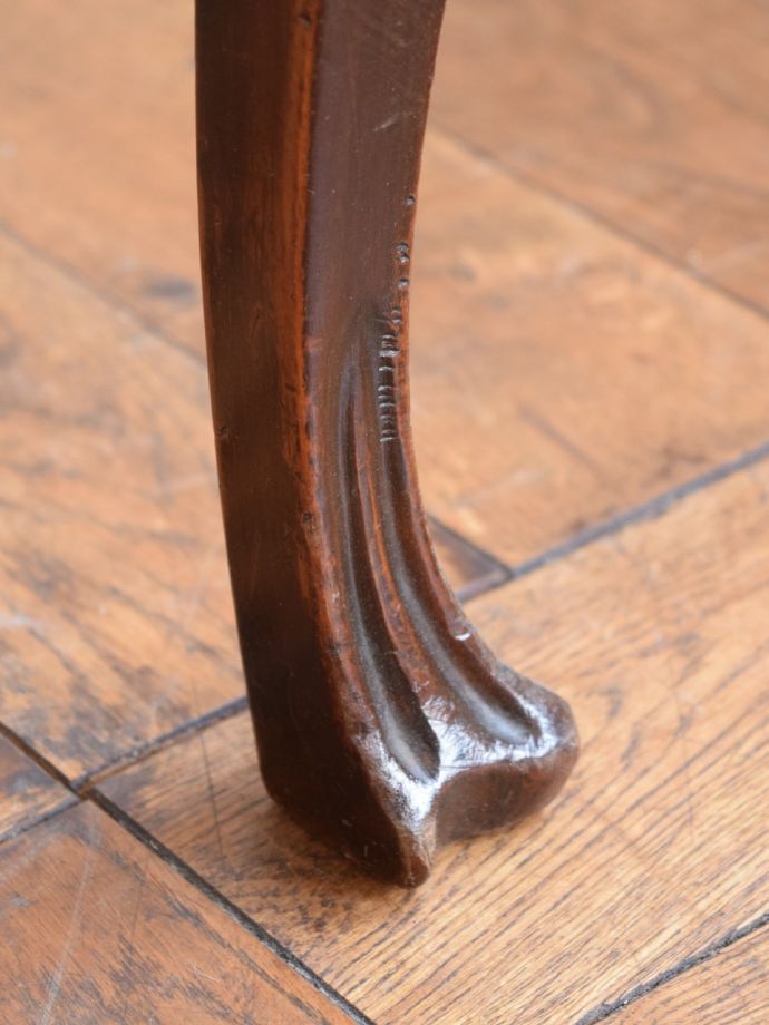 アンティーク椅子の脚