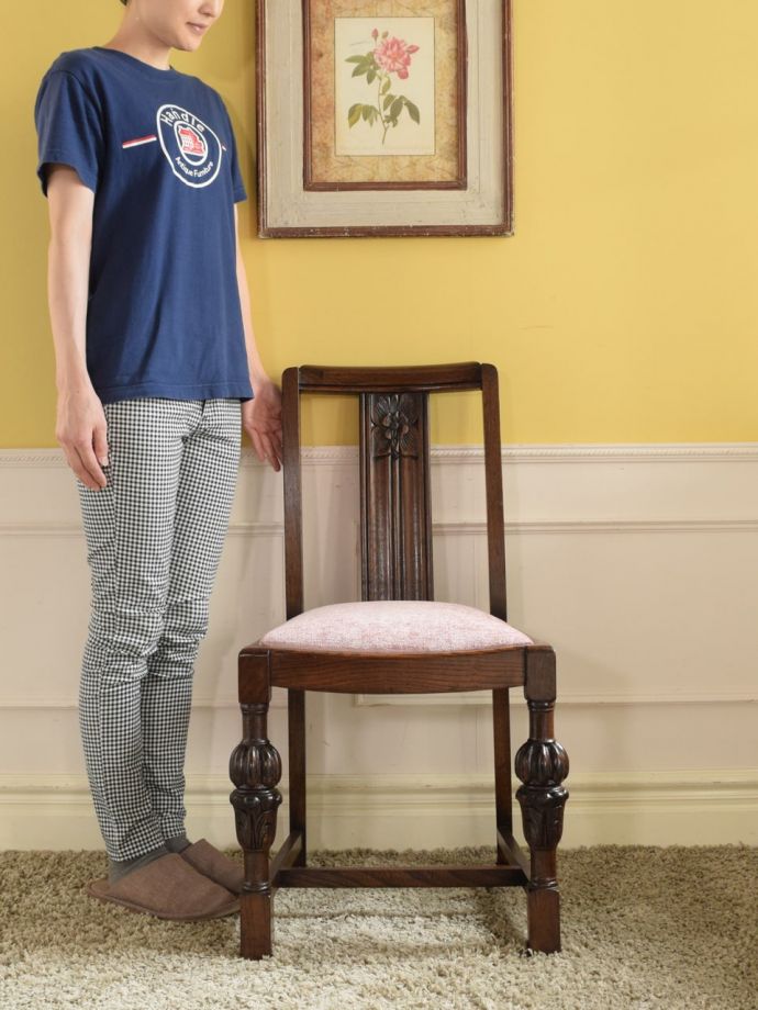 英国アンティークのダイニングチェア