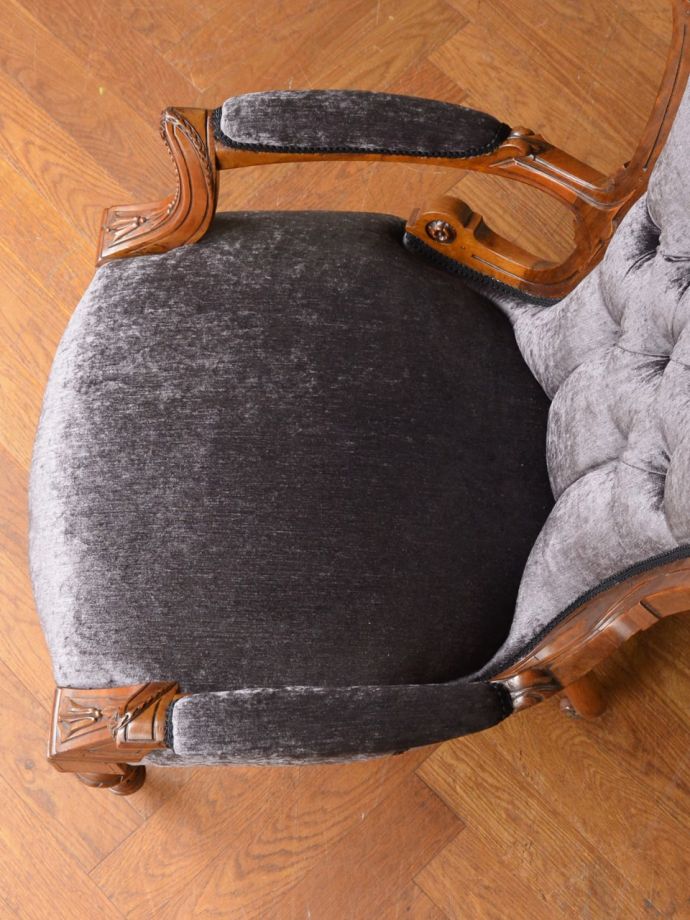 アンティークの椅子の座面