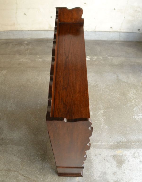 アンティーク家具 ダークブラウンのアンティーク家具、英国のブックシェルフ(本棚)。ピカピカにお直ししました。(q-458-f)