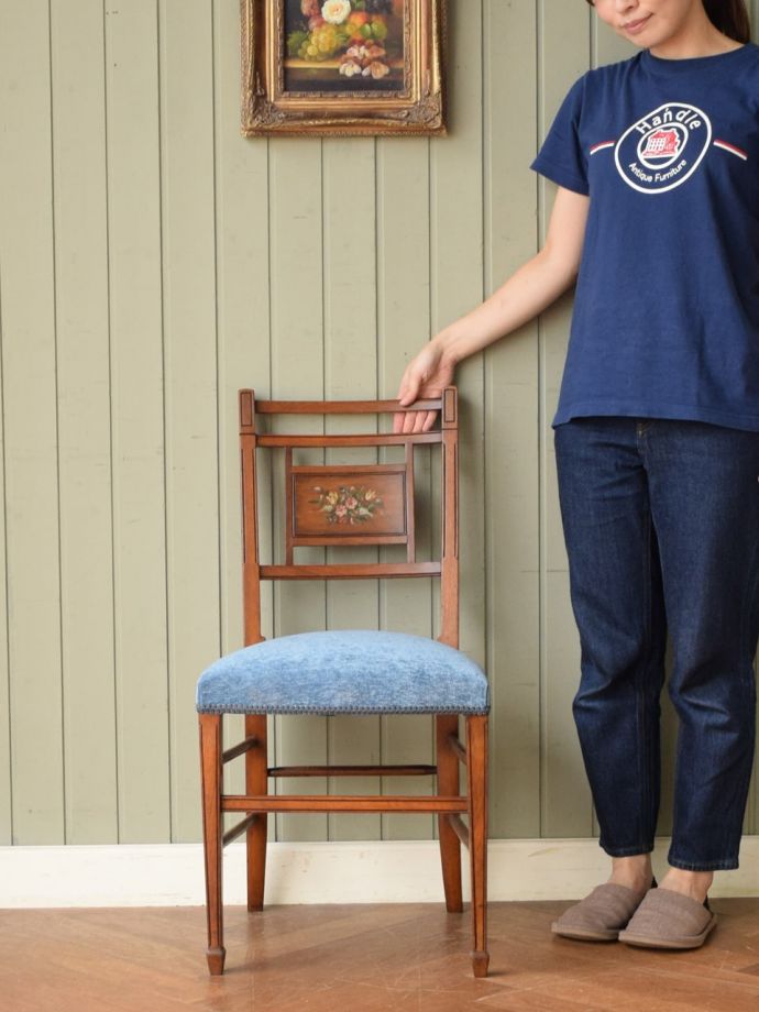 英国アンティークのサロンチェア