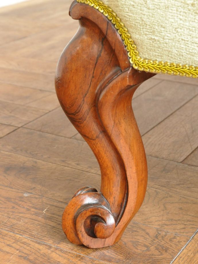 アンティーク椅子の脚