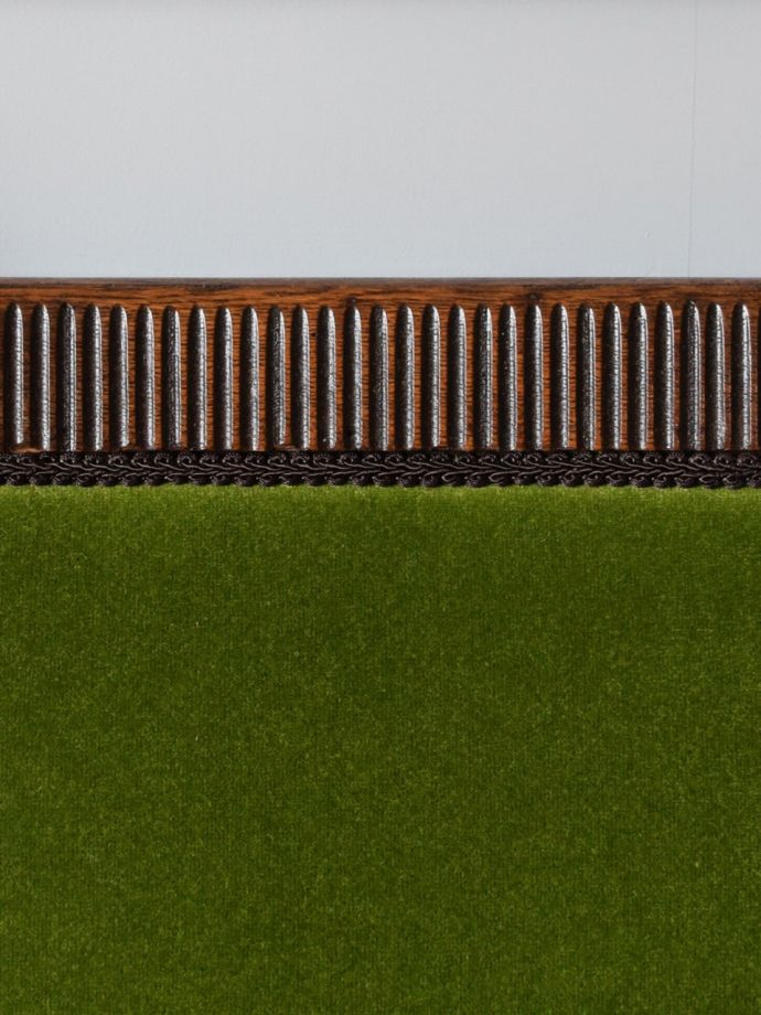 アンティークチェアの装飾