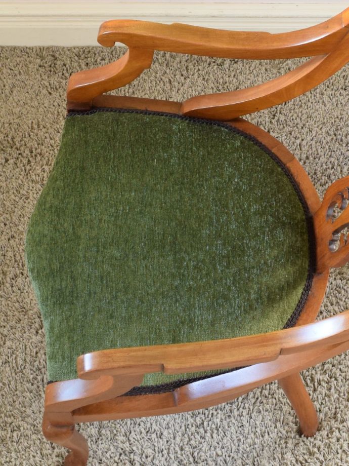 アンティークの椅子の座面