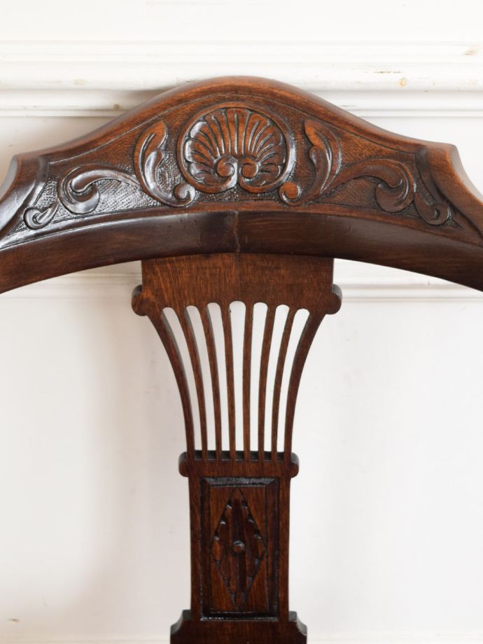 アンティークらしい彫