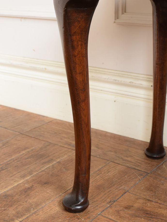 アンティーク椅子の脚