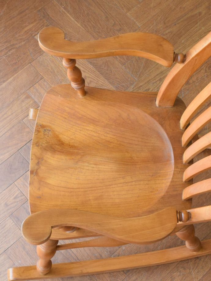 ロッキングチェアの座面