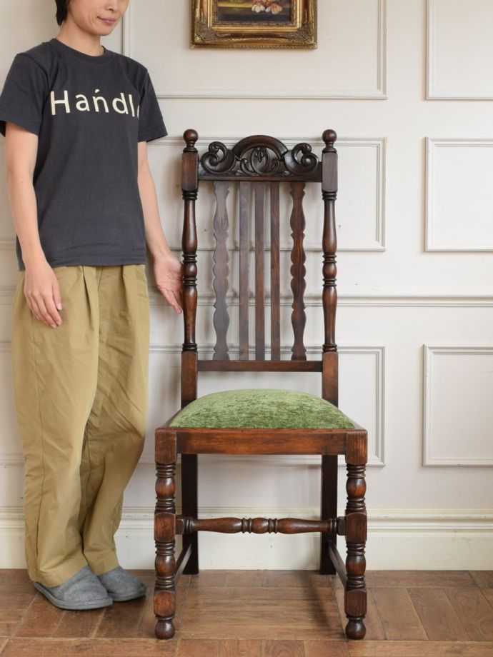 英国アンティークのダイニングチェア