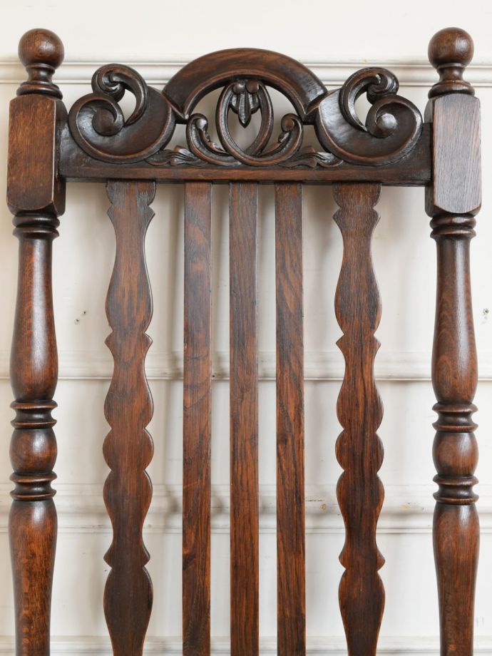 アンティークチェアの装飾