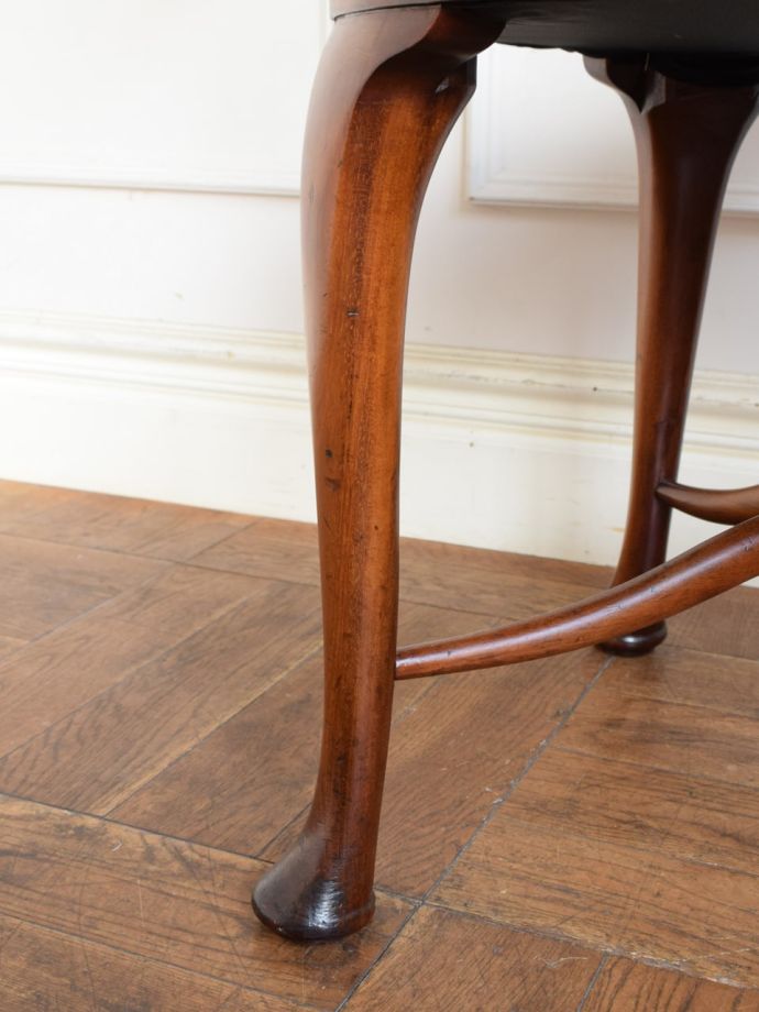 アンティーク椅子の脚