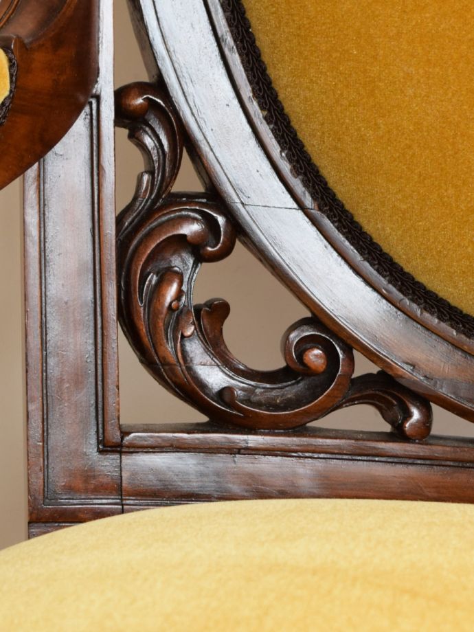 アンティークらしい装飾