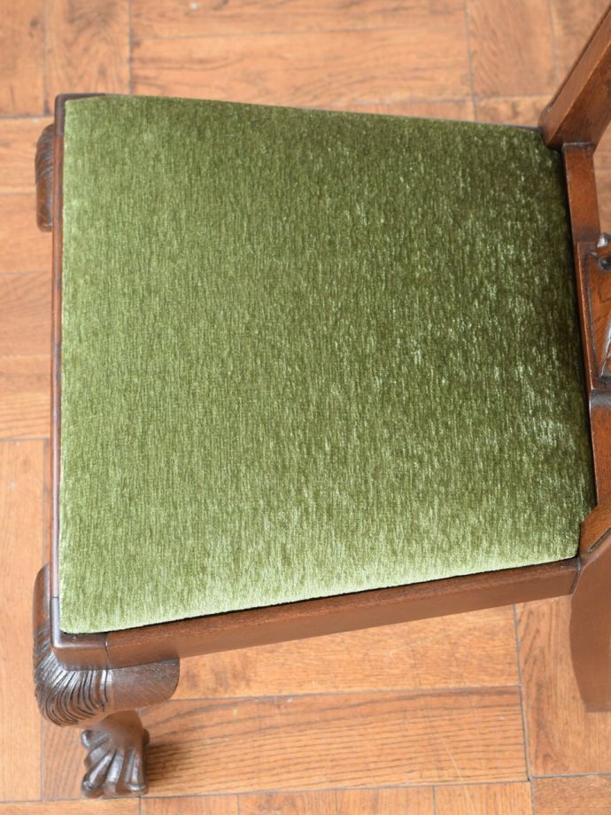 アンティークの椅子の座面