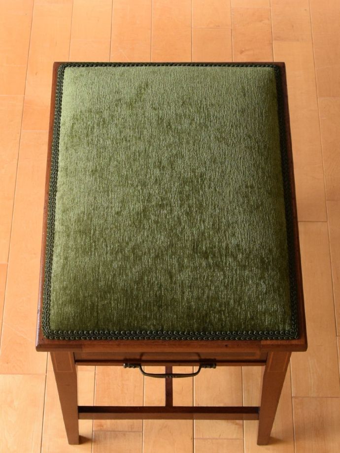 アンティーク椅子の座面