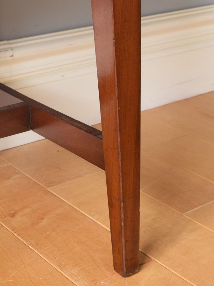 アンティーク椅子の脚