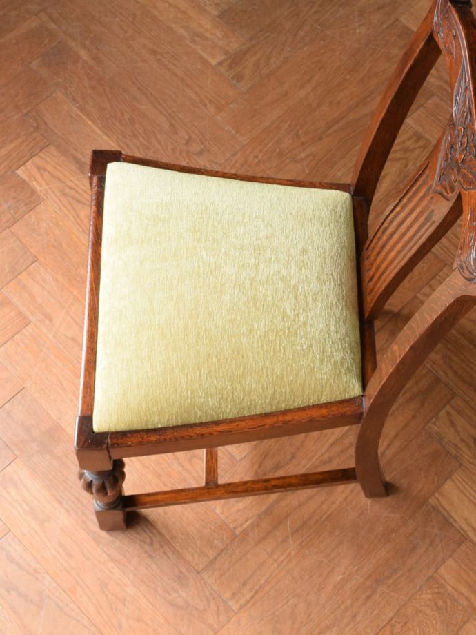 アンティークの椅子の座面