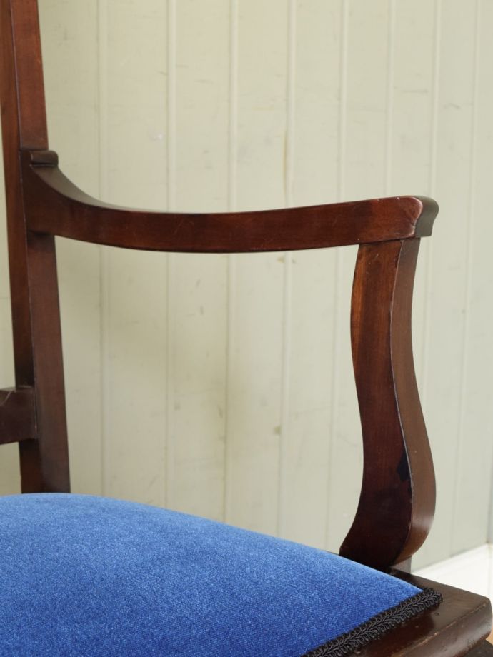 セティの肘掛け