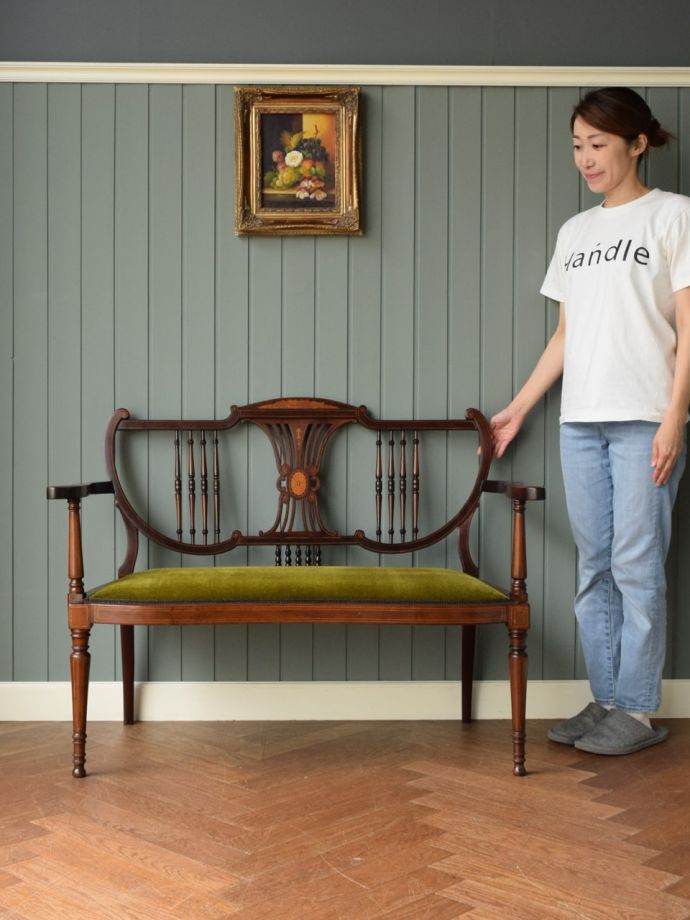 英国アンティークの椅子、セティ