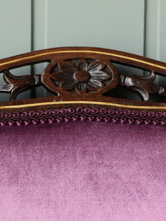 英国アンティークらしい装飾