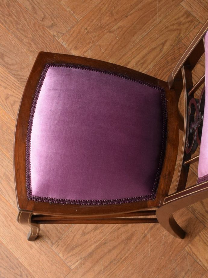 アンティークの椅子の座面