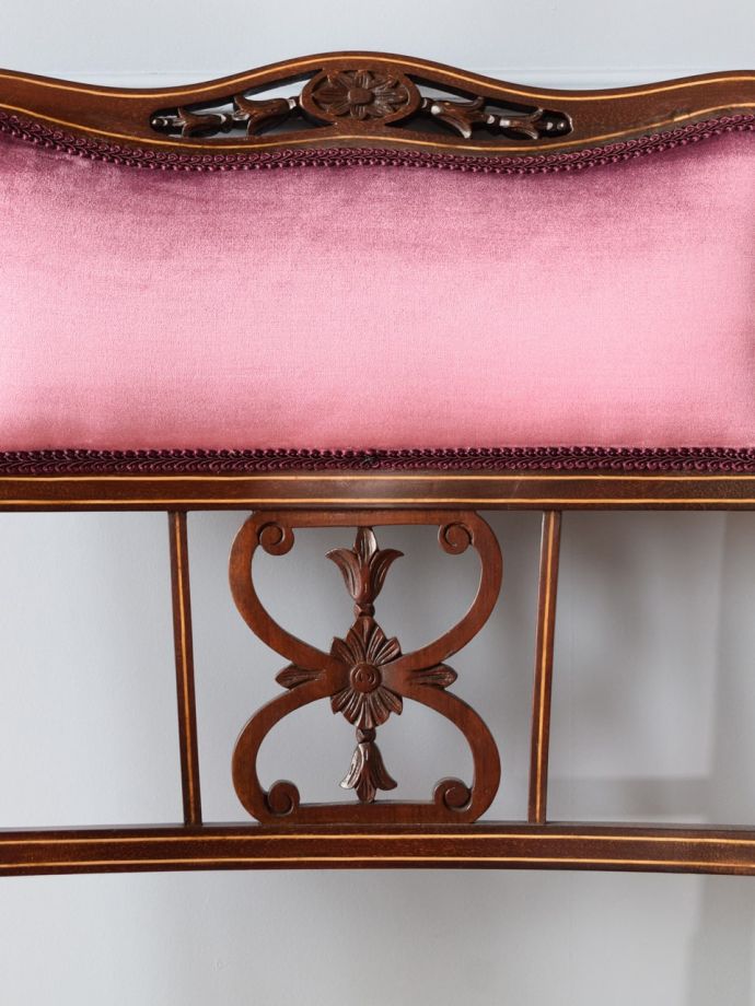 英国アンティークらしい装飾