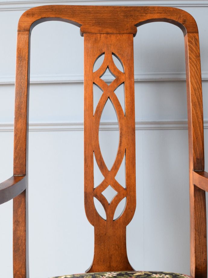 アンティークチェアの装飾