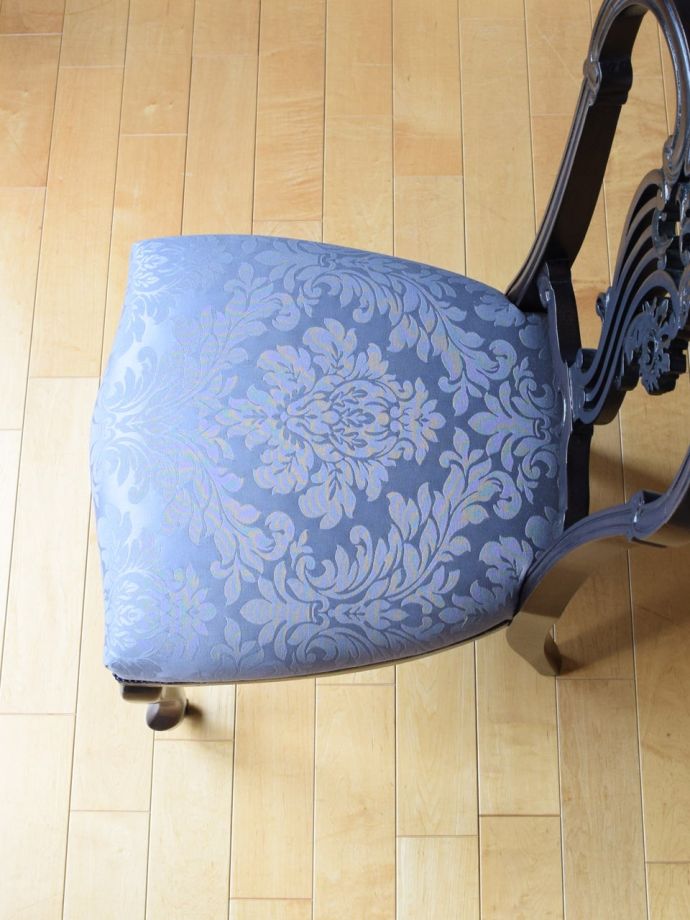 アンティークの椅子の座面