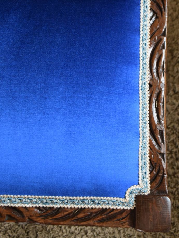 アンティークスツールの生地