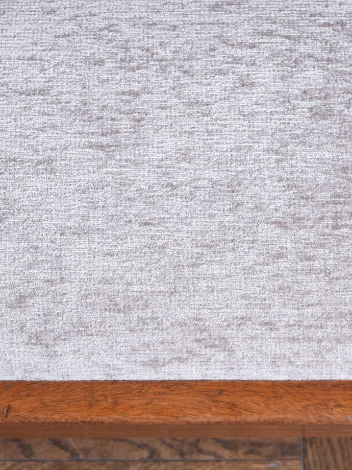 スツールの座面の生地