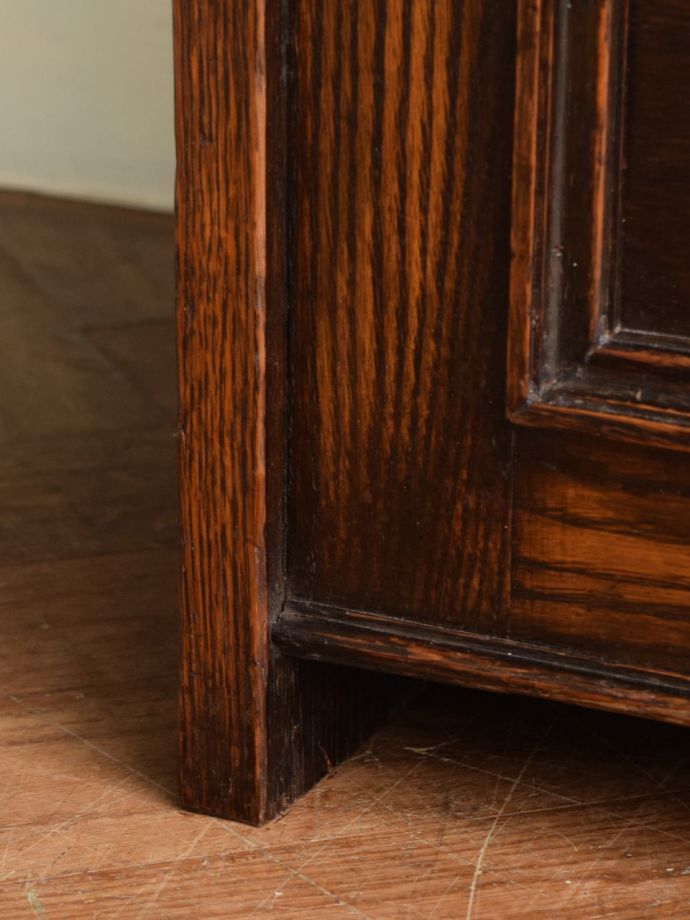 ホールベンチの脚