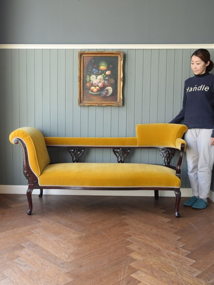 英国アンティークの椅子、セティ