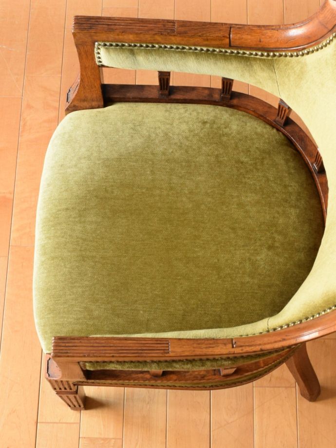 アンティークの椅子の座面