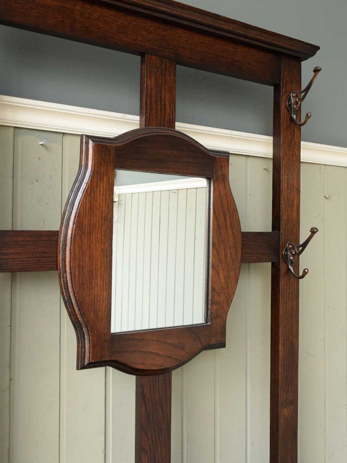 アンティーク家具のミラー