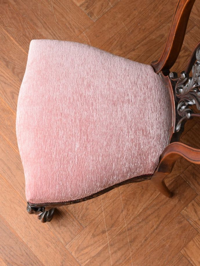 アンティークの椅子の座面