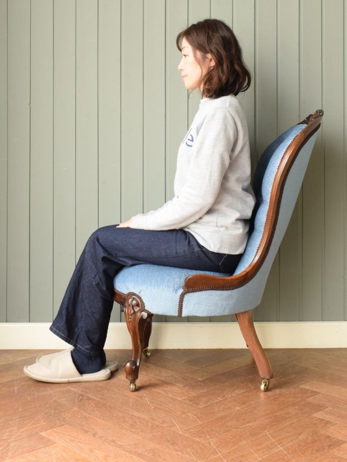 おしゃれな一人掛けソファの掛け心地