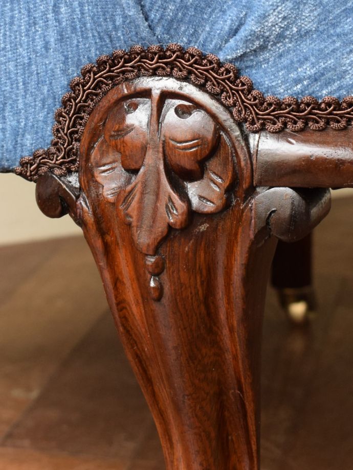 パーソナルチェアの装飾