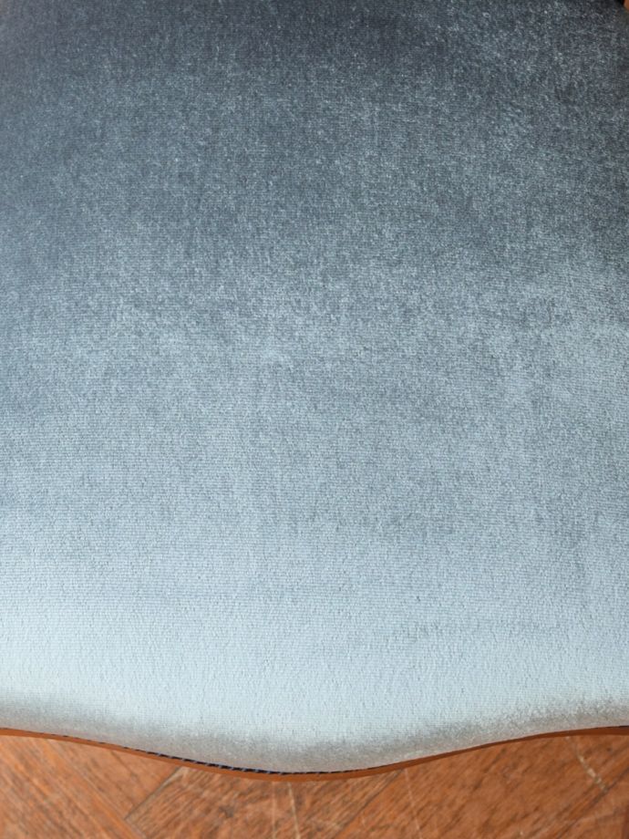 サロンチェアの座面の生地