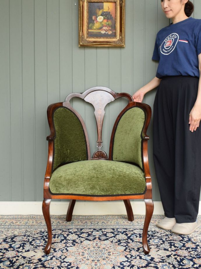 アンティークのパーソナルチェア