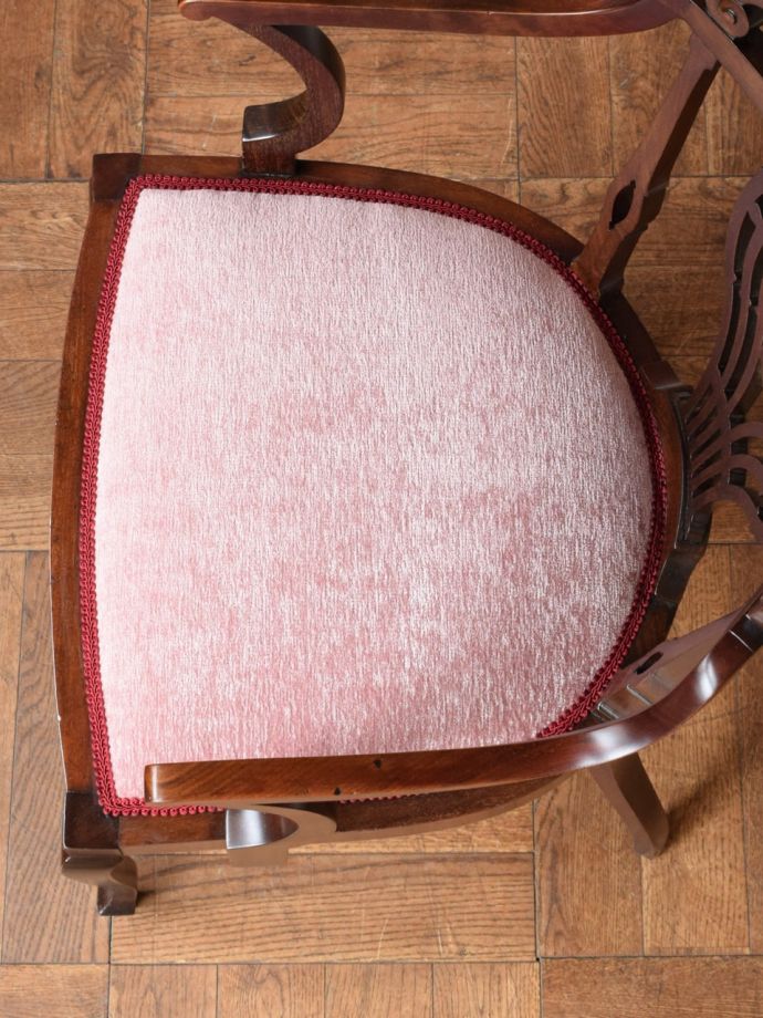 アンティークの椅子の座面