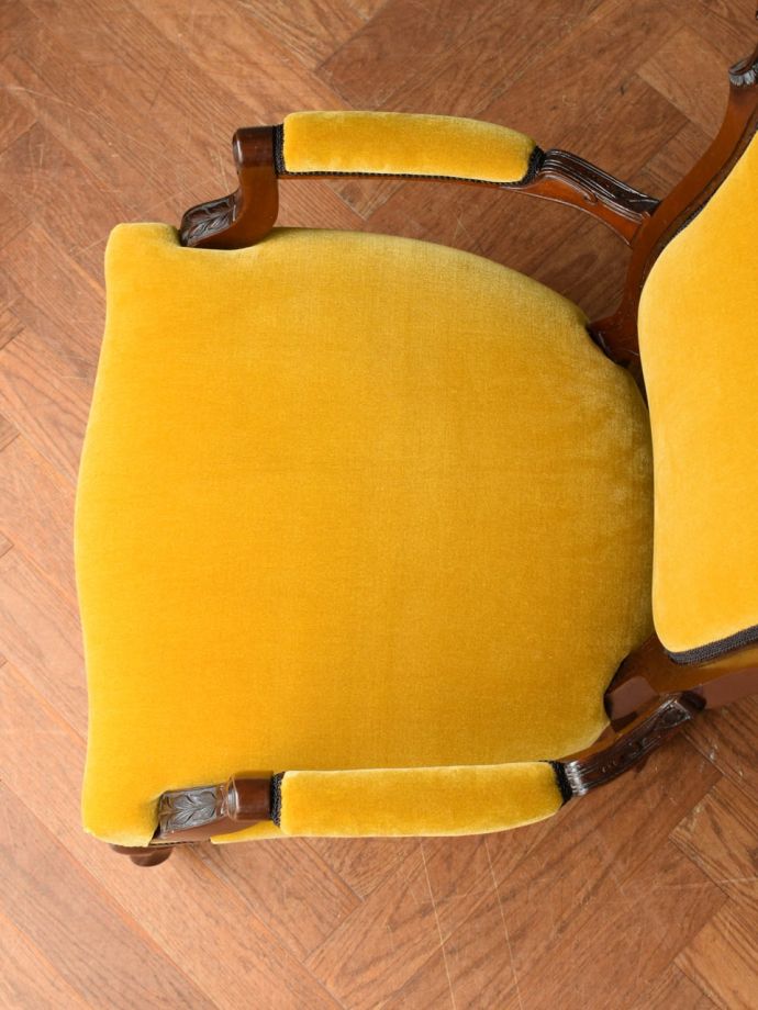 アンティークの椅子の座面