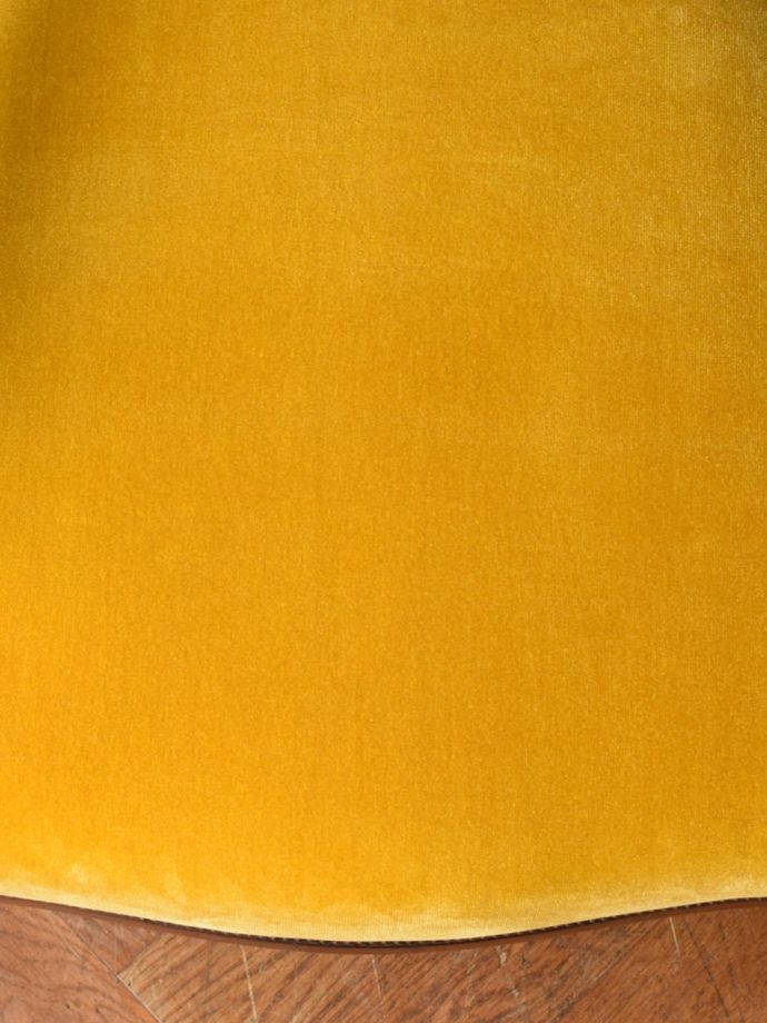 パーソナルチェアの座面の生地